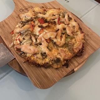 手作り美味しい❣️鶏肉たっぷり具沢山ピザ
